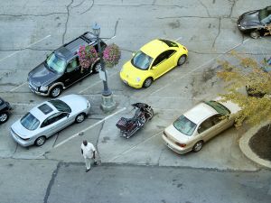 Systemy parkingowe i problemy komunikacyjne